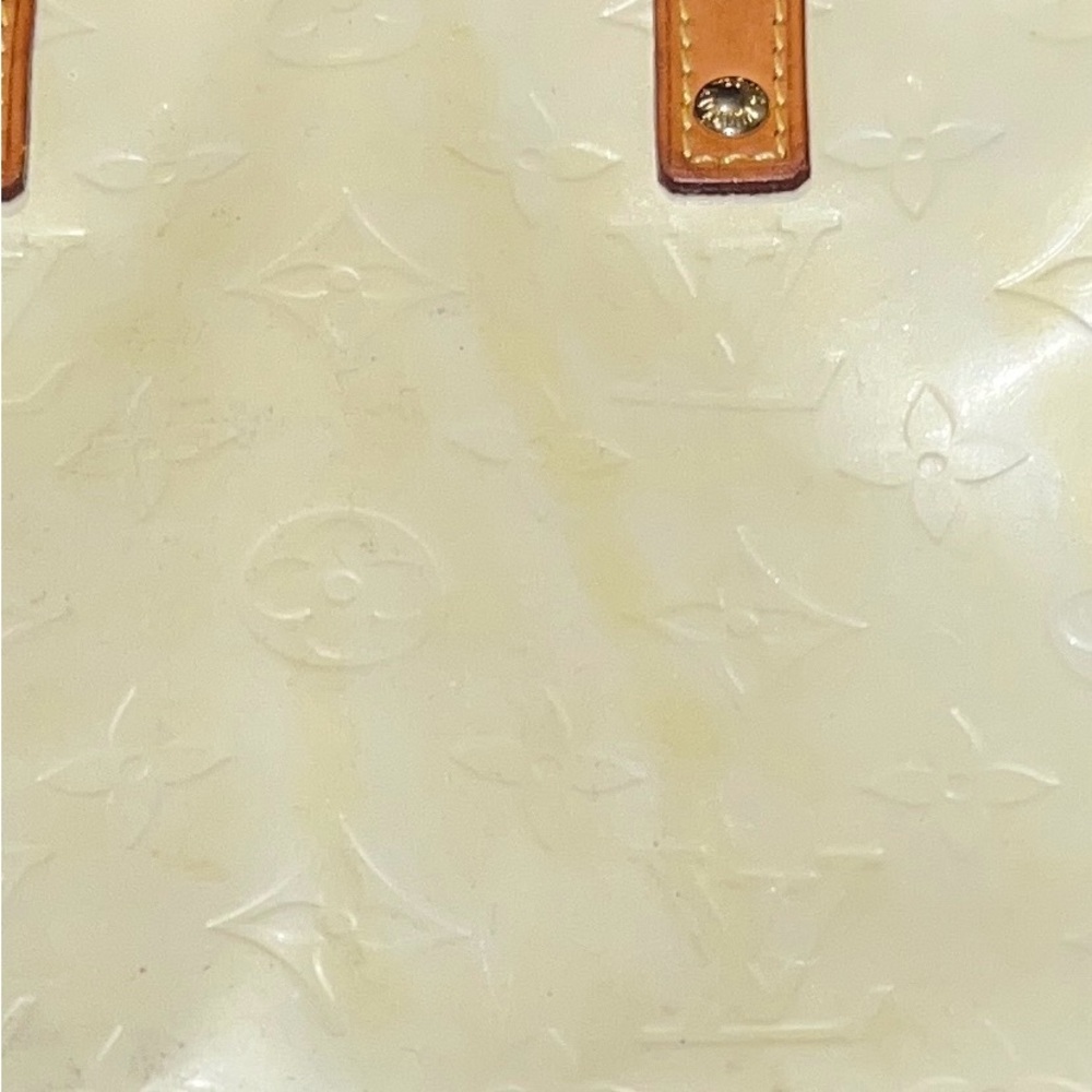 Louis Vuitton Vernis PM Handbag - Picture 13 of 13